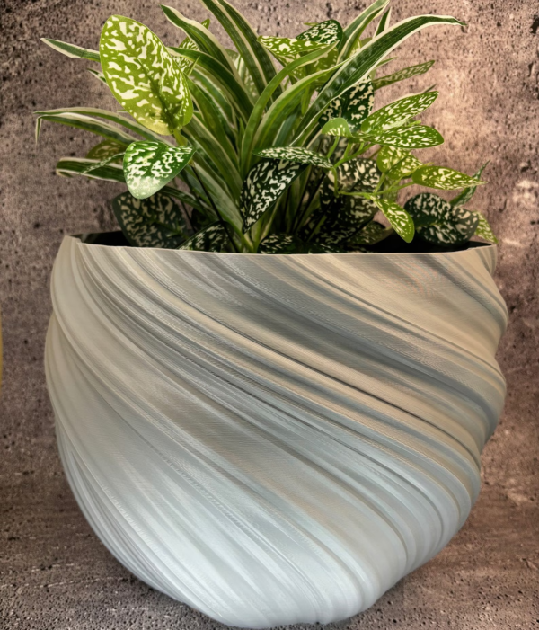 XXXL Twisted Flowerpot for Plants